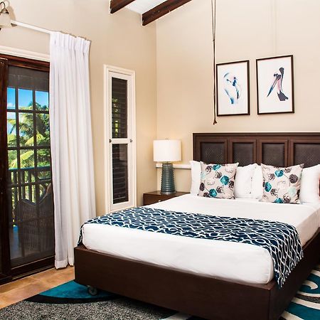 Heavenly Suites La Feuillet Bagian luar foto