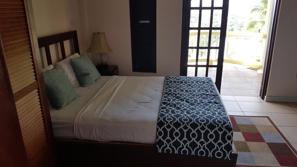 Heavenly Suites La Feuillet Bagian luar foto