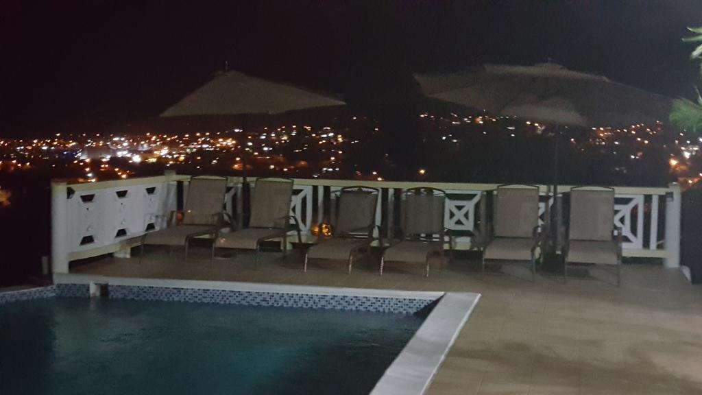 Heavenly Suites La Feuillet Bagian luar foto